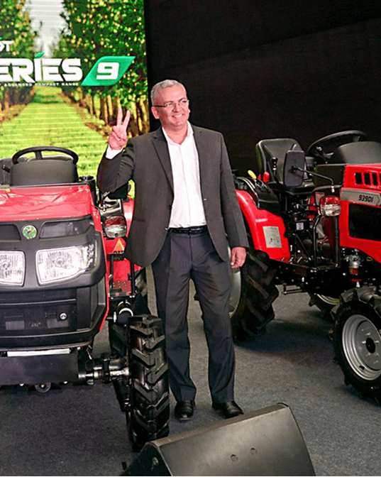 VST Tractor 1